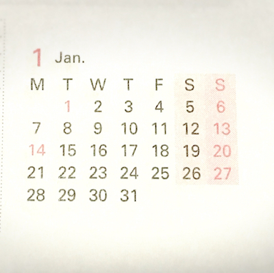 来年の手帳は何曜日はじまり？